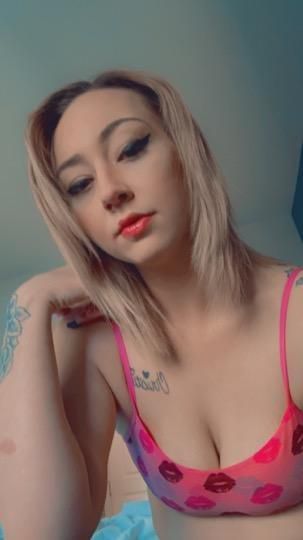 Independent companion Jerrie
 in Bakersfield, California - HoneyAffair